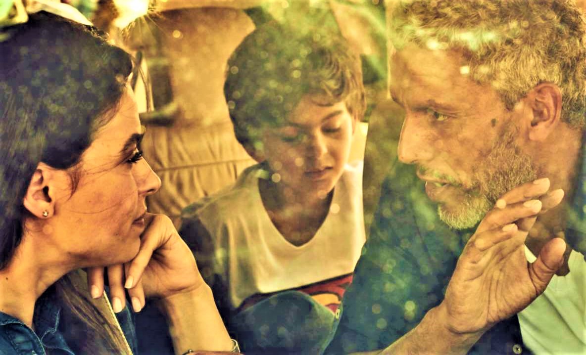 pabaldini's tweet photo. 🔴 #MarilynMag @Corriere @pabaldini🌍  #UnFiglio di #MehdiBarsaoui 🙈🙉🙊 Una coppia tunisina, un figlio in pericolo, le primavere arabe👉Giudizio: +++ 1/2 su 5 🔝 #Cinebussola su #DigitalEdition #ExtraPerVoi 👉#Cineconsigli su https://t.co/GbQaCX4bjF 🎶 https://t.co/HzK7eIXnP7 https://t.co/tVDPbKCukl
