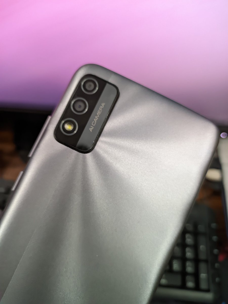 ashishnayakone's tweet photo. #NEW #ElonMusk of #smartphone #In2c https://t.co/CNi8F7nnZ2