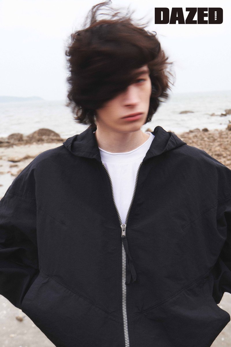 DazedKorea's tweet photo. FREE OCEAN #협찬

트랜짓이 꿈꾸는 자유. 걷고, 뛰고, 헤엄치며 흐르는 물과 같이.

#Coevo #코에보 #UtilityandStyle #유틸리티앤스타일 #Transit #트랜짓

더 많은 화보와 기사는 <데이즈드> 5월호에서 만나볼 수 있습니다. https://t.co/ztHRUkEXpJ