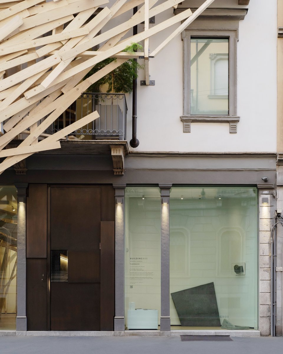 BuildingGallery's tweet image. "Matter is not the tool for... Matter is that realm of possibility in which the physicality of the person working, with his or her own projected designs, comes together as one, and builds something." #GiovanniCampus #BUILDINGBOX #Flashbacks #BUILDINGgallery #Milan #exhibition