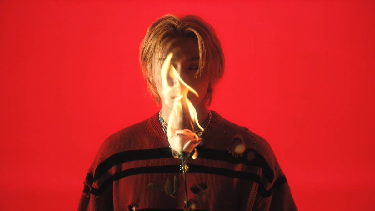 changkyuniesite's tweet image. "if you want me,then dance with me" OMG 😭🖤