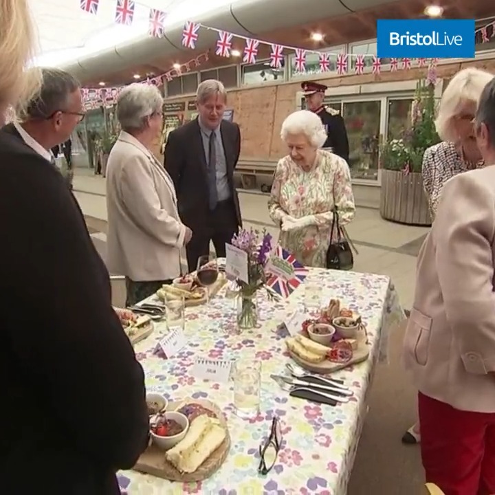 Queen's Platinum Jubilee bank holiday dates fourday weekend with pubs