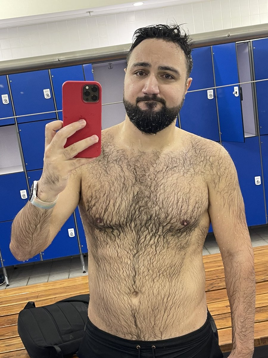 SaadN0THappy's tweet photo. #SwimmingUpdate 300ms today but my eyes turned red at Olympic Park⦠Note: Get goggles or forever look like Steve Buscemi https://t.co/6jPHMgwRmI