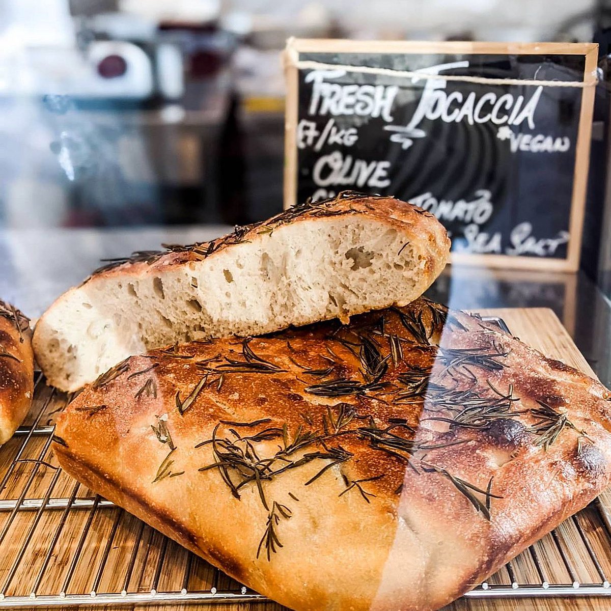 Fresh, fluffy rosemary &amp; sea salt focaccia is our pick for todays lunch 🙌🏼 

Stuff with some fresh cheese or have as a side with fresh salads 🥗 

#toonsbridgedairy #dublin #focaccia #fresh #rosemaryandseasalt #lunch
