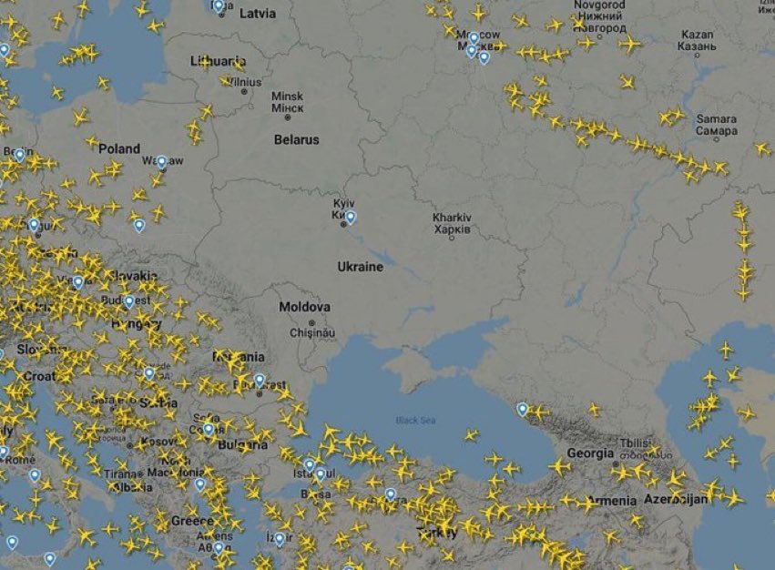 sandro_pozzi's tweet photo. Ni un solo avión volando sobre Moldavia en este momento de tensión https://t.co/ai1nZNfNSS