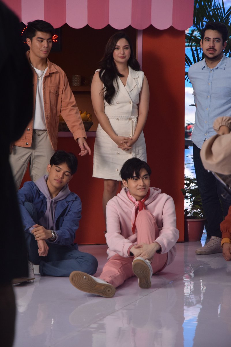 Official_ALAMAT's tweet photo. Summer to the Max with ALAMAT!
< Behind-the-Scene Photos >
Watch Vivamax Summer to the Max M/V here: https://t.co/InWpp8mAOa
ALAMAT X LITZ
#ALAMATforVivaMax https://t.co/RIRhWXMTbW