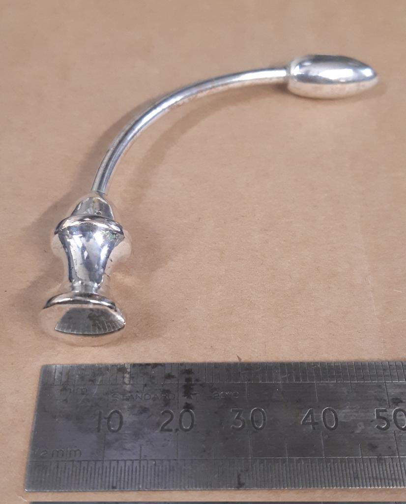DiddySeaman's tweet photo. @PhilipSerrell hi wondering if you could help brought this in a job lot and have no clue what it is any ideas? I think it's silver plated? Thanks David https://t.co/b6GOTBFs2M