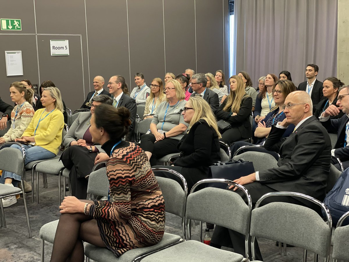 HayatoKuri67's tweet photo. Spectalur session at #ectes22 #estesonline on Gender Equity Initiative https://t.co/tNbx7838yZ