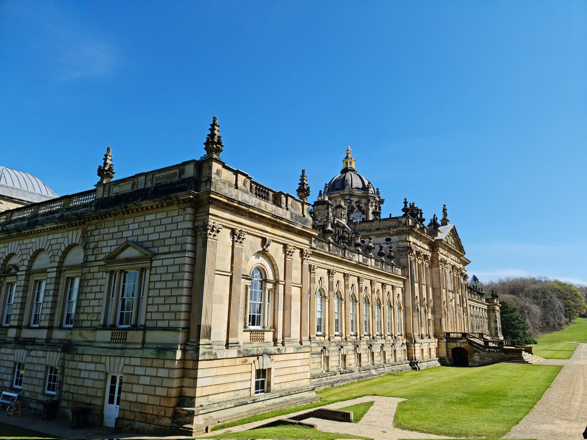 Grand Yorkshire Tours tweet media