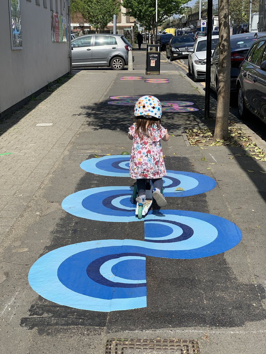 Thrilled to see my pavement trails leading from <a href="/WildGooseBakery/">TheWildGooseBakery</a> #ForestGate to Eric Road playground to encourage more outdoor play! Just waiting for the signs (&amp; hopefully a wall mural) to be installed!

Thanks to the #CommunityAssembly scheme. More here: newhamco-create.co.uk/en/ideas/signp…