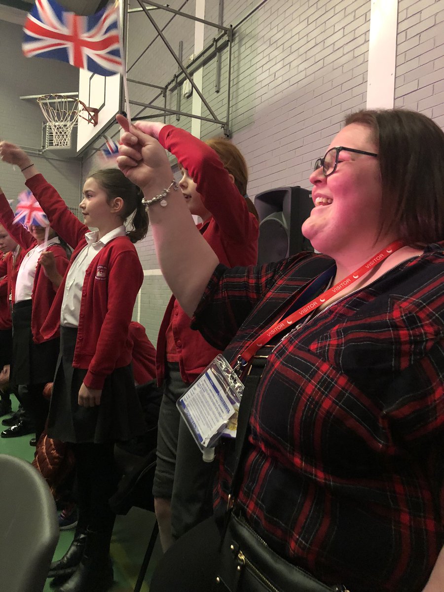RoddisMiss's tweet photo. Thank you to @BHallAcademy for a fantastic dance show. All of year 5 and staff thoroughly enjoyed it. @UplandsManor https://t.co/V3Jh71CfBN