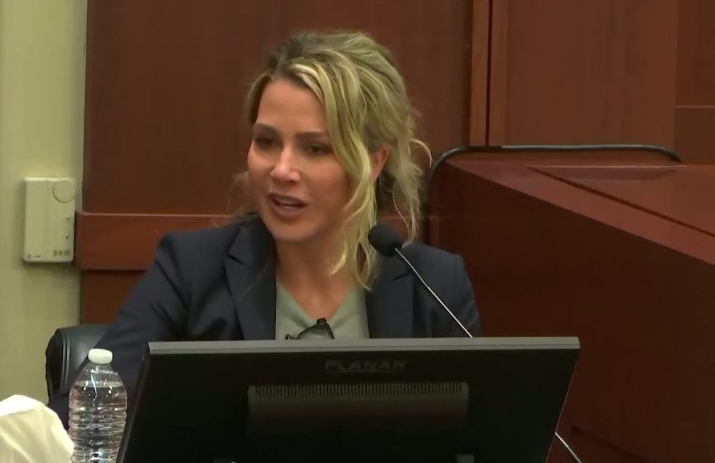 mariomojc's tweet image. "Trastorno límite de la personalidad y trastorno histriónico de la personalidad"

El diagnóstico de la doctora Shannon sobre Amber Heard.