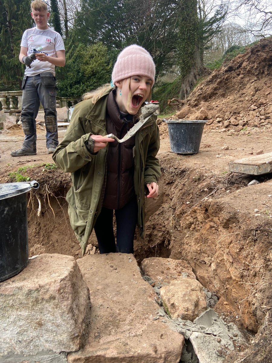 DrenaghGardens's tweet photo. All hands on deck restoring the gardens as Rose gives stone masonry a try!👩🔧
We'll be ready to show you all around Drenagh in no time with all this extra help.🌿
#Drenagh #DrenaghGardens #Garden #Gardening #Nature #GreenHouse #Family #Explore #ExploreNI #NorthernIreland https://t.co/PQ29pdK8Ih