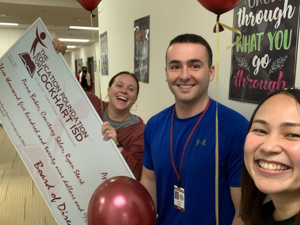 CSklar11's tweet image. My face says it all! Im so excited 😆 Thank you  @Foundation4LISD @ABakerBio @LockhartISD @rstark10