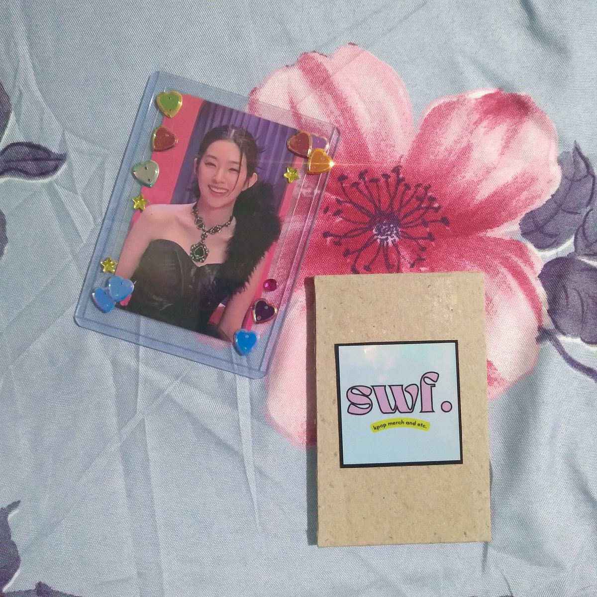 seulbyebye's tweet photo. ,, 🐇 아이린_leadernim⌇⸙
never thought na makakahawak ako ng pc ni irene 😭 thank you so much for making it possible po, @shopwthfelicita! salamat po sa pag ppa-giveaway! plus sa pag ensure na safe siya makaka uuwi ☆☆☆☆☆ #SWFfeedbacks so bait pa https://t.co/vmEZMhIq7f