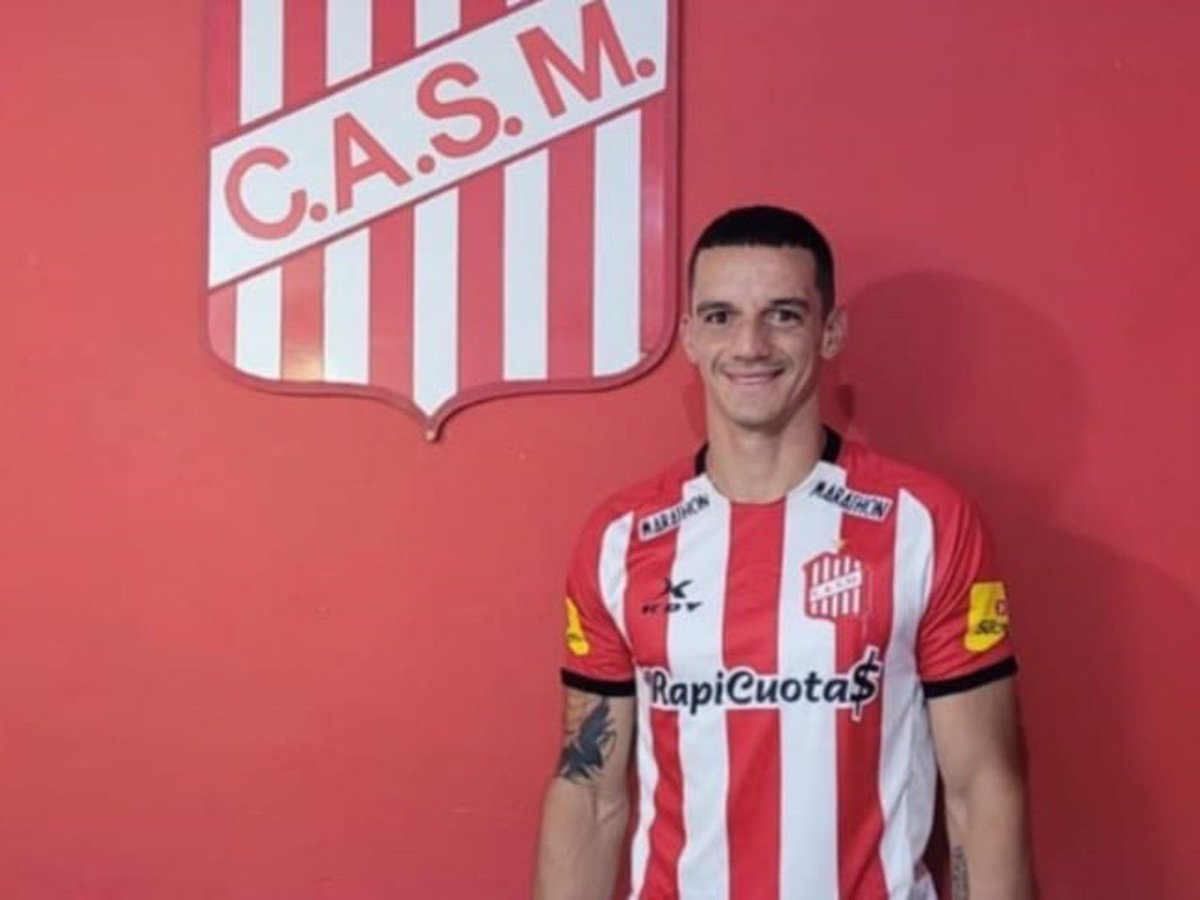Agusferassaf's tweet photo. #IPIDEP #REDMILENIUM
⚽ Darío Sand, arquero de #SanMartínTuc: "Tenía ofertas de otros clubes pero cuando recibí el llamado de San Martín no lo pensé dos veces" https://t.co/NarQ3ccH7z