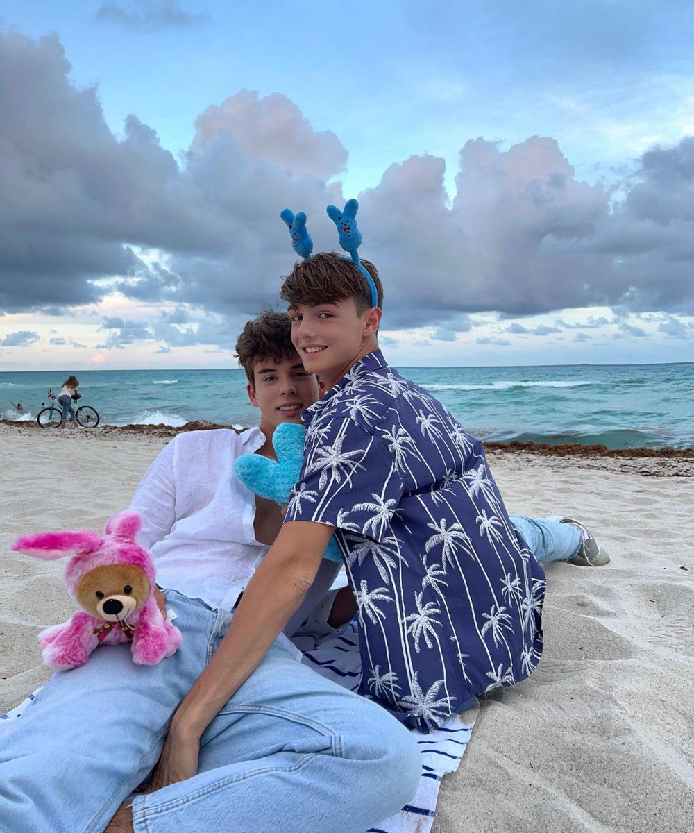 ariqvocals (@rlou0_m) on Twitter photo 