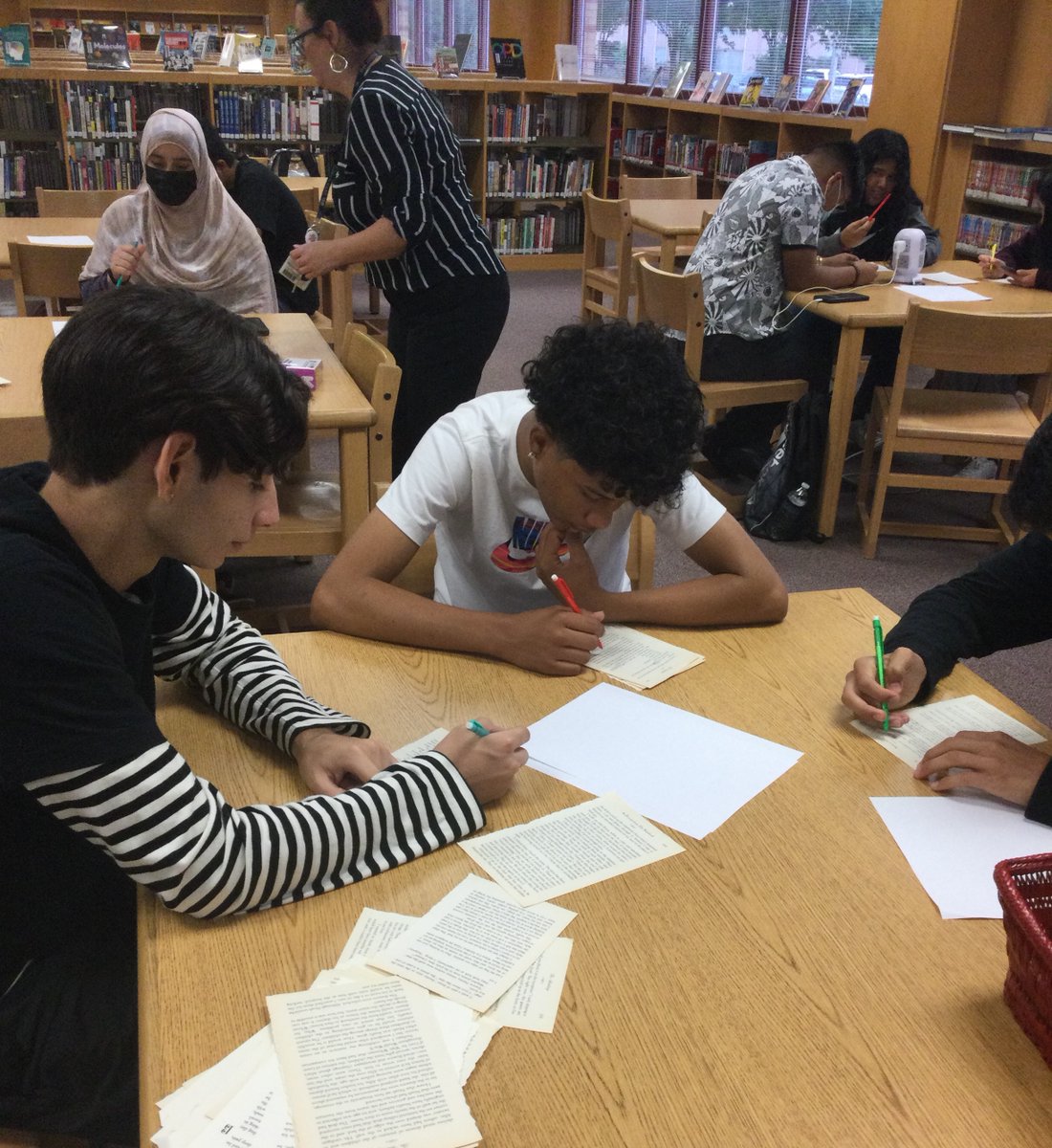 LEE Library tweet media