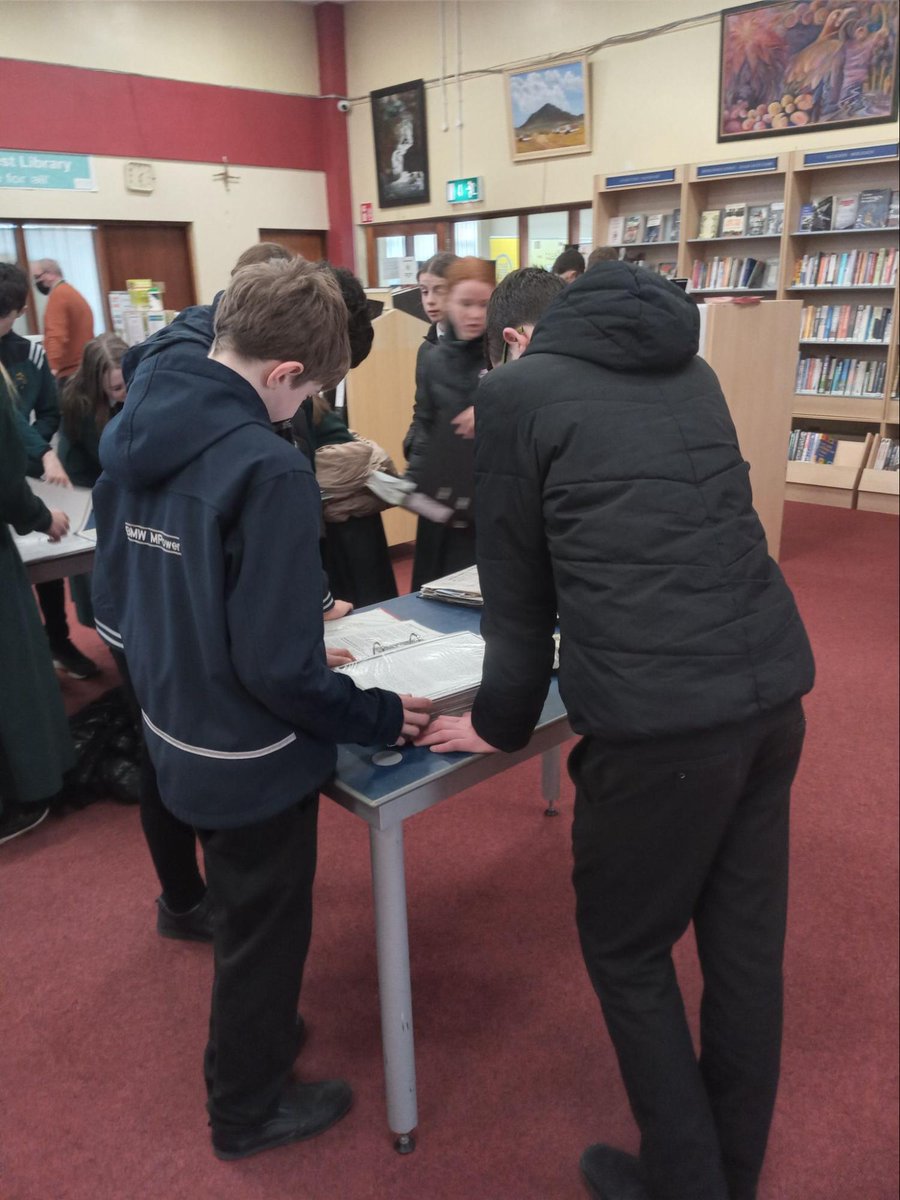 smincw's tweet photo. History club and walking club who walked to the local library to celebrate YSI week. Combining health with education.
#YSIweek https://t.co/j6toFk75Xk