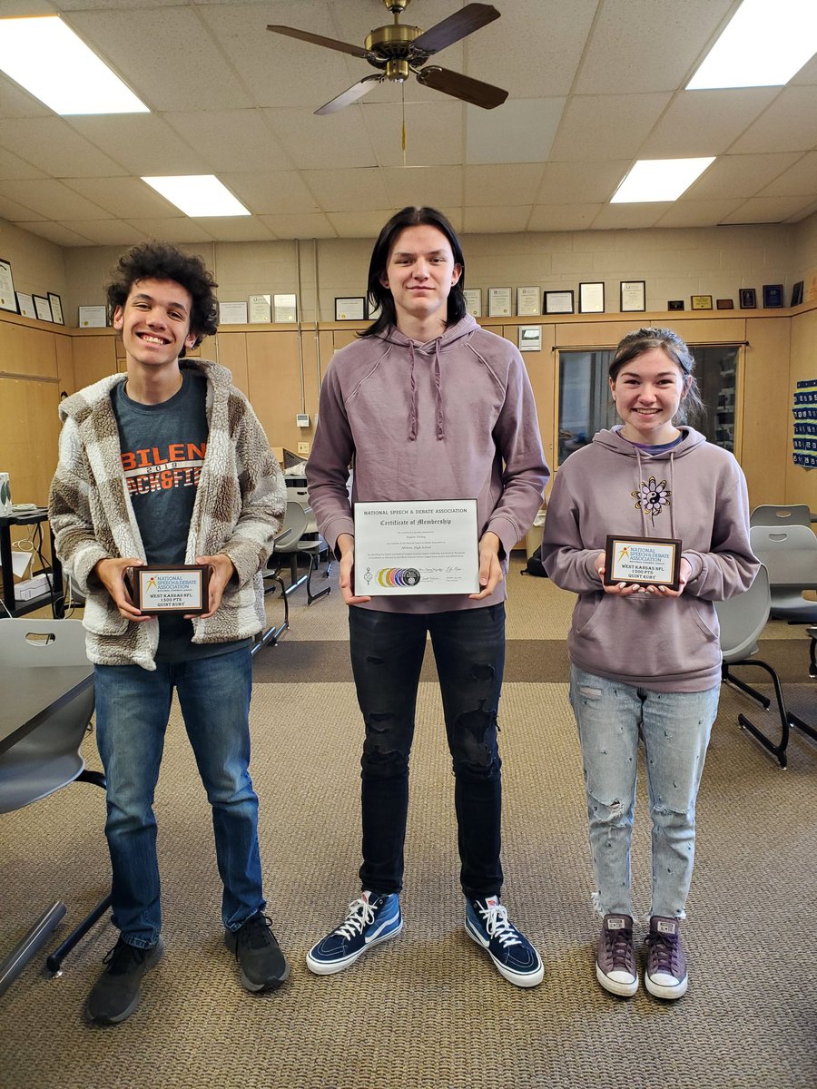 and_ahs's tweet photo. Seniors, M Mazo, D Delay, and R Gale all set a goal as freshmen that they wanted to reach 1500 points, premier distinction, in the National Speech and Debate Association! 4 years of hard work has paid off and they reached their goal! #traditionstartshere #abilene5starschools https://t.co/3FJYtVmRld
