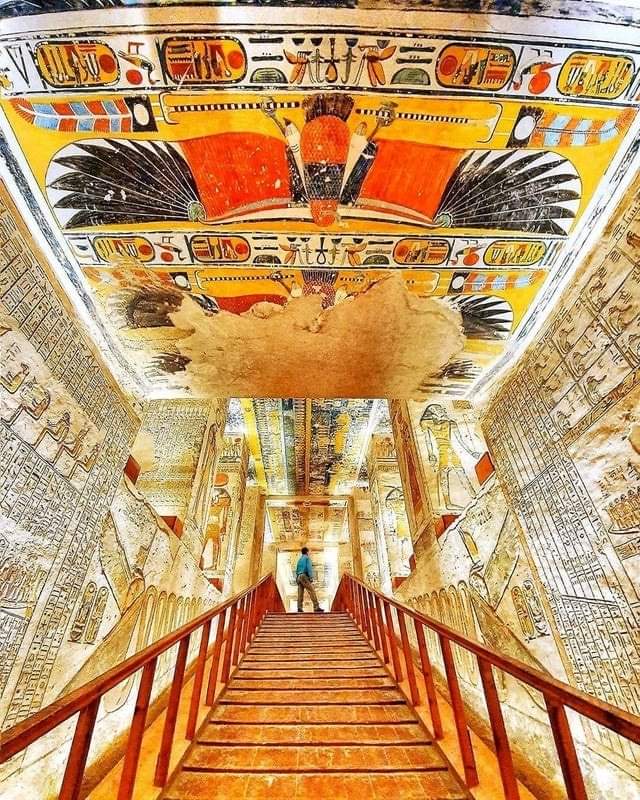 The interior of KV9, the burial site of Ramesses V (r. 1149-1145 BC) &amp; Ramesses VI (r. 1145-1137 BC). Valley of the Kings in Luxor, Egypt.

#archaeohistories
