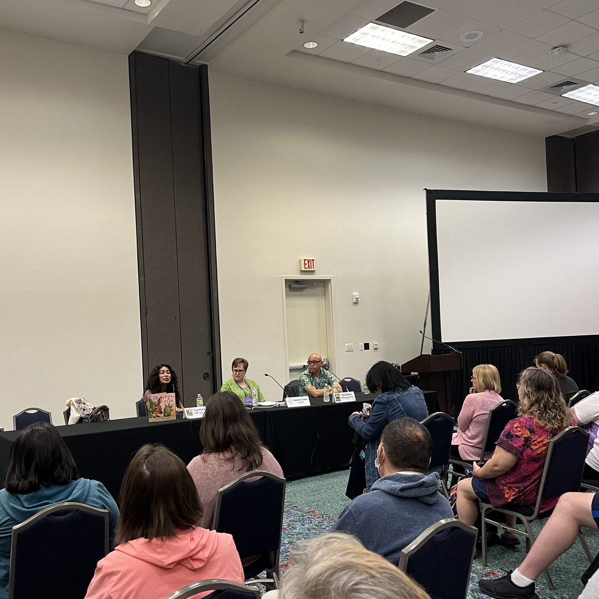 The Happiest Library on Earth ✨ tweet media