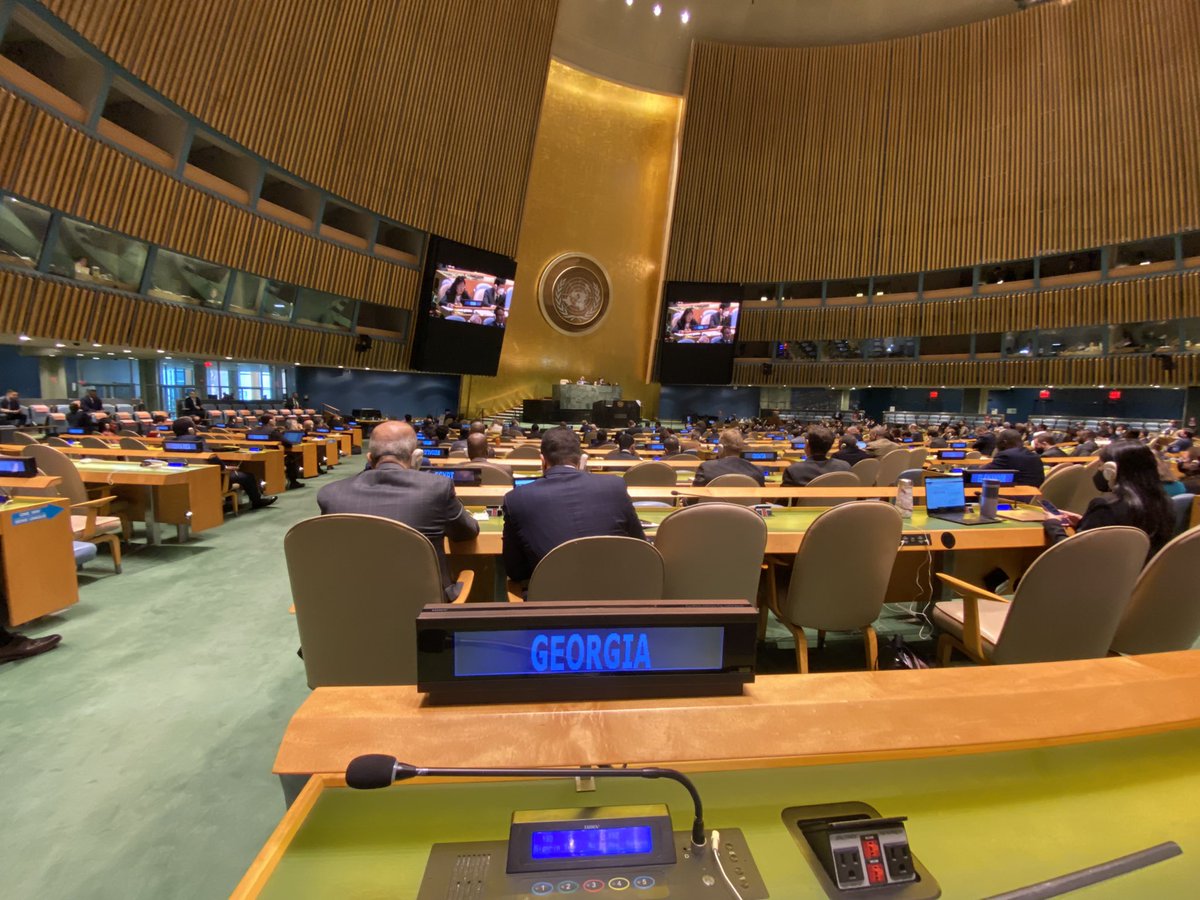 #UNGA adopted by consensus t/resolution establishing a standing mandate to convene #GeneralAssembly whenever a veto is cast in #UNSC.

#VetoInitiative represents a significant step ➡️ empowering #GA & strengthening multilateralism.

🇬🇪 is among t/main co-sponsors of t/resolution.