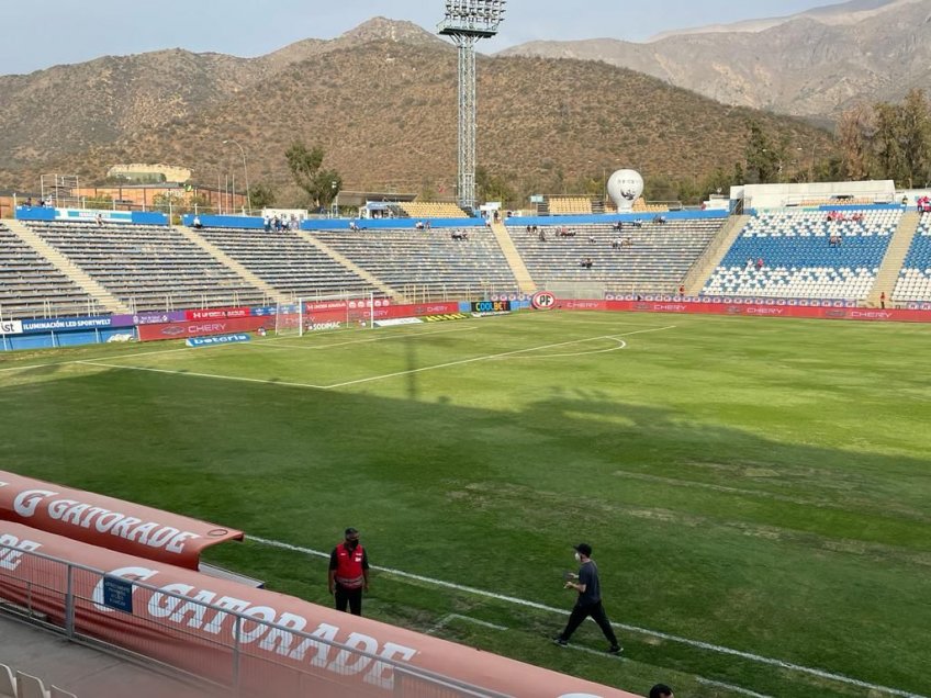 TanquecitoFC's tweet photo. Muchas gracias a @Cruzados por permitirnos entrenar en San Carlos. Es un placer para nosotros compartir en su casa. Agradecemos a todos por la tremenda gestión.

#AupaTanque #DaleTanque #Arrebatando https://t.co/zvlRX2BmwE