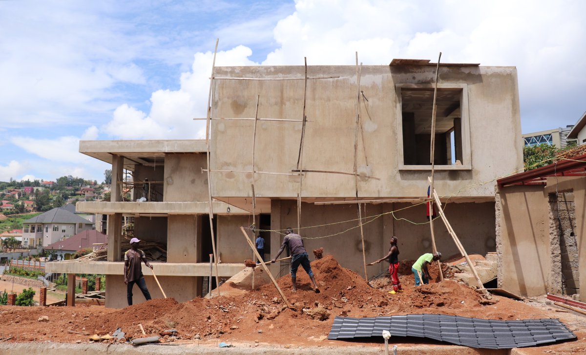 fdg_africa's tweet photo. #tuesdayreality #progress
A storied modern home arleady in shape!
What are your thought on this beauty?
#FDGAfrica #architecture #construction #render #design #designthinking #home #RwOT #Kigali #Rwanda https://t.co/4T9p5wbSTn