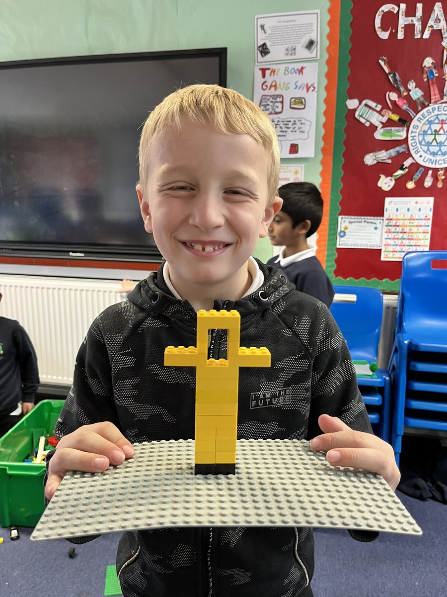 MrsCMuirCPS's tweet photo. P3 &amp; P4 construction club -
Our first challenge today was to 
*Build a character from a movie*

I am so impressed by all pupils creations 😃 In these photos can you spot Sponge Bob, Iron man and Sonic!?
@carmondean_ps https://t.co/suaxUkZI6t
