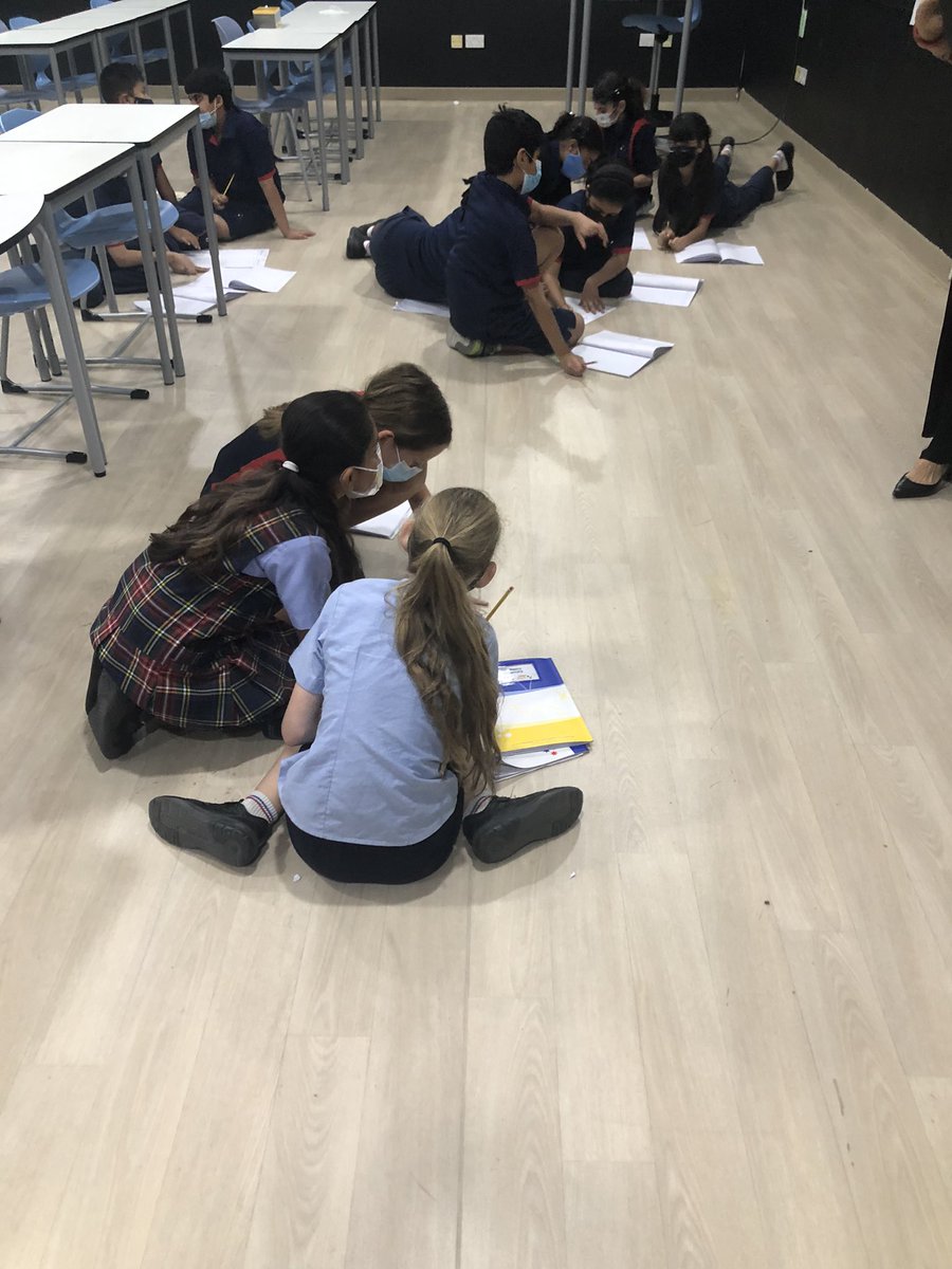 AIS_Grade5's tweet photo. 5A and 5E combined forces today to discuss the effectiveness of different light sources. This is part of our investigations into how artificial light sources have evolved #AISGrade5 https://t.co/pJXvT2oKen