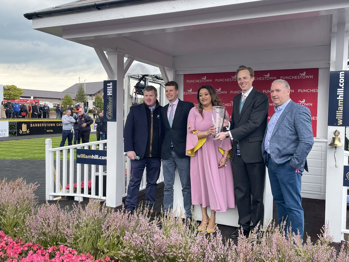 punchestownrace's tweet photo. PARTY CENTRAL 🕺 takes the opener on Day 1 of #Ptown22, the Howden Insurance Brokers Mares Novice Hurdle (Listed) under @_Davy_Russel_ for @gelliott_racing 👏 https://t.co/ougQuqMwsq