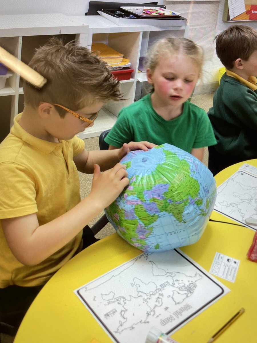 year2MissH's tweet photo. A great start to the new term! Year 2 have been working hard! We really enjoyed using the inflatable globes to help us label the 5 main oceans, as well as Africa on a world map 🌊 🌍🗺 @RaglanVC https://t.co/WNeJVBqHbg