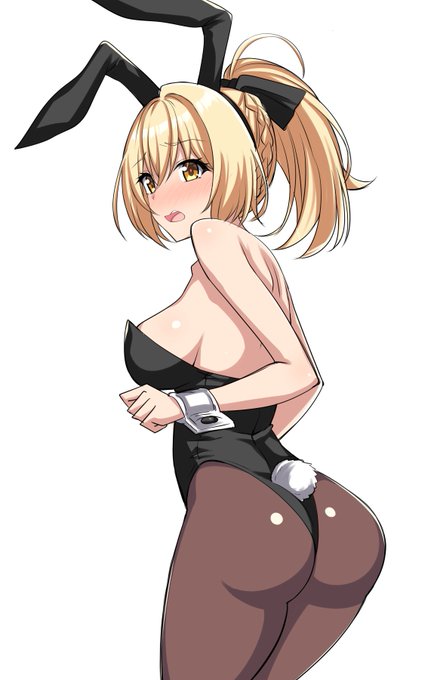 デカケツバニー 