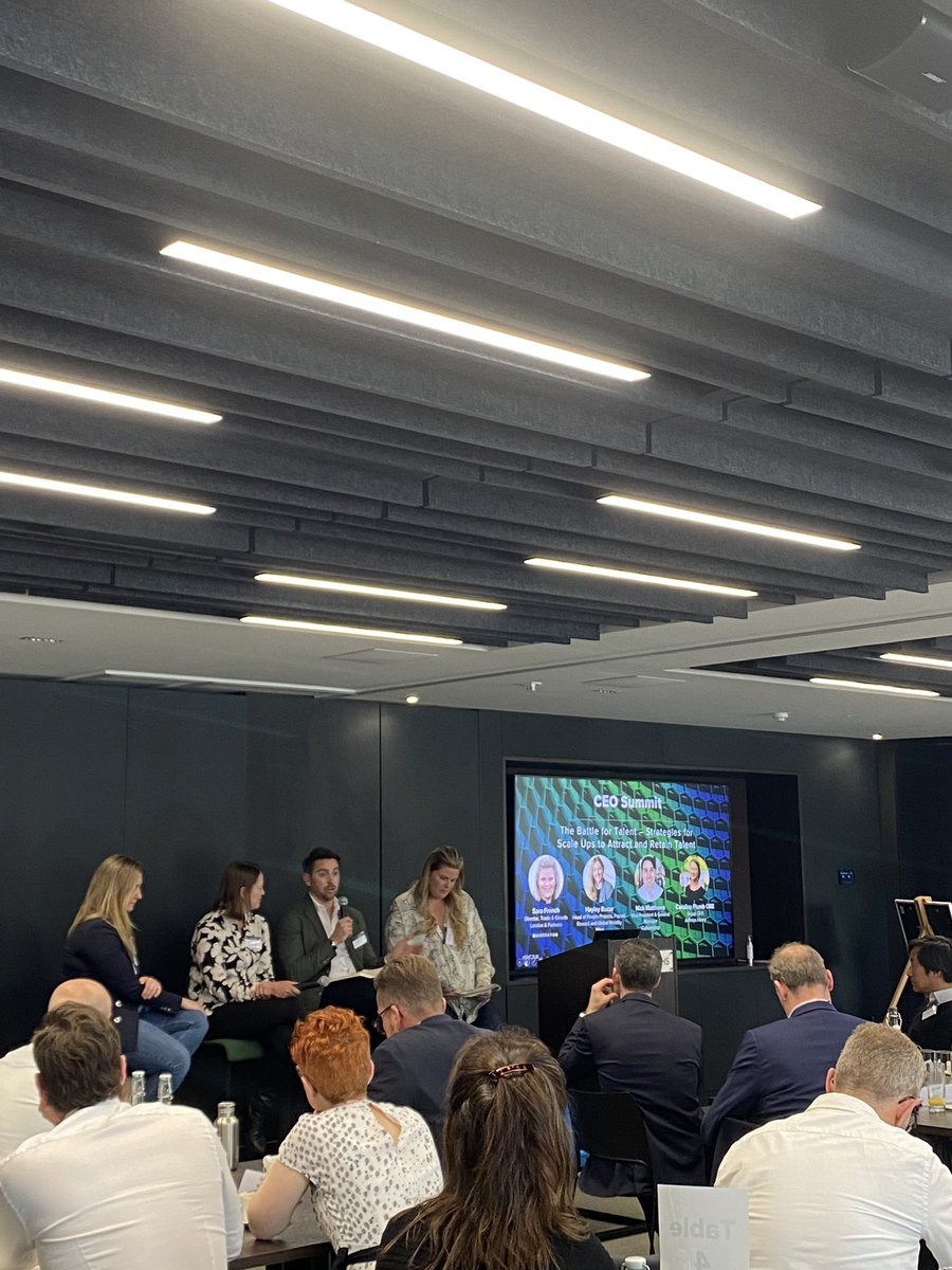 SVC2UK's tweet photo. "Your company's brand is its promise. Your company's culture is how you deliver on that promise"

Some great soundbites from @NickOMatthews, VP &amp; GM EMEA @CultureAmp 

#SVC2UK https://t.co/qNc2ocMD09