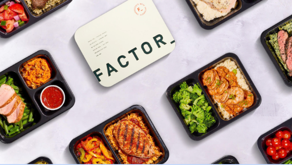 While we're dorfing it up today, we will be ordering a ton of food from <a href="/factormeals/">Factor _</a> as a lovely #ad 

You will also be able to join me with an ABSURD $120 off using the code POGZEAIAND120 (notice the i) at strms.net/factor75_zeaia…

I love good food and I love dorfing. Perfect.
