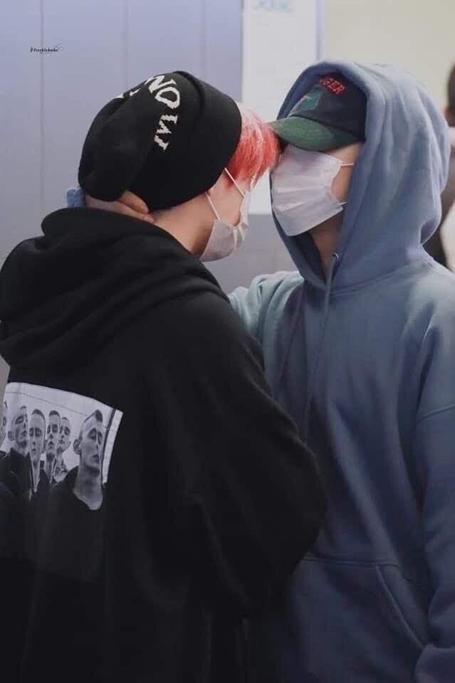 leeynogbok's tweet photo. I'm bad at expressing my own feelings, and you know how bad I am with words.. but here I am, trying to make sure that you are loved..

27 is just a number, everyday feels like an achievement for us, and I hope it will remains the same until the indefinite time ❤ https://t.co/5kvDmlDRyH