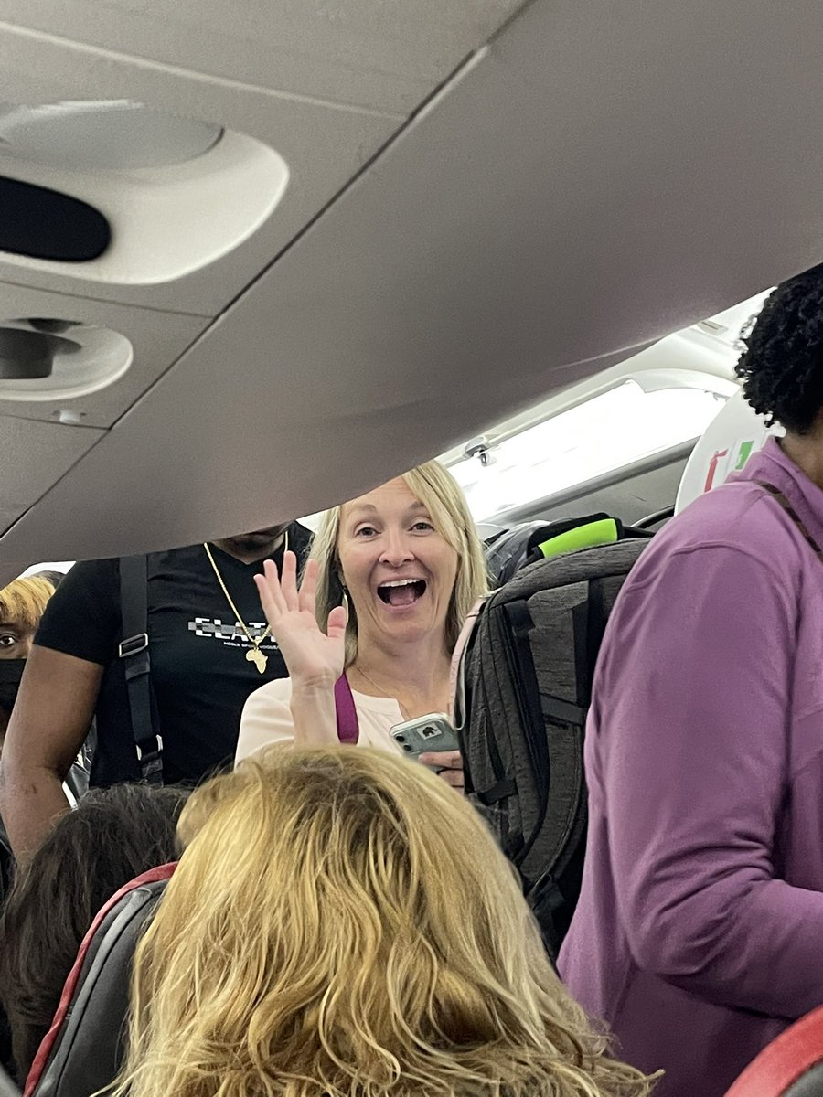 <a href="/UA_SocialWork/">UA Social Work</a> DC bound to 6th Annual #Dcflyin2022 #socialwork