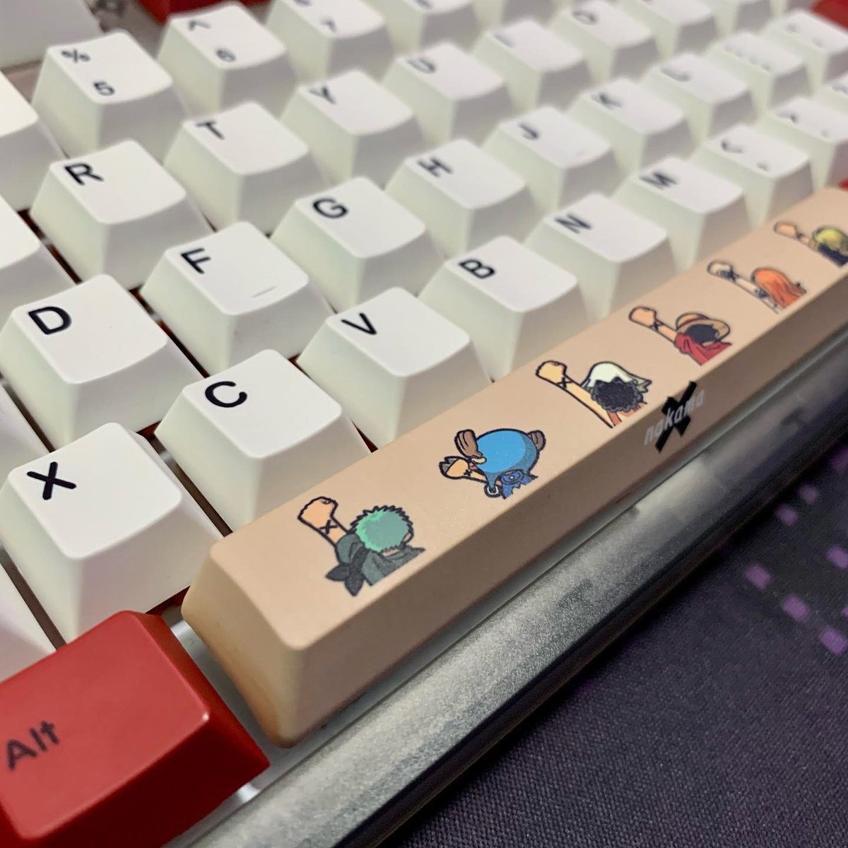 YcPurpleTTV's tweet photo. Recently a streamer friend of mine asked me to build him his dreams come true with a custom mechanical keyboard! He wanted the theme to be based off an anime called “One Piece.”

#custom #mechanicalkeyboard #keycaps #keyboards #build #onepiece #anime #linear #switch https://t.co/tT8TCQnIA3