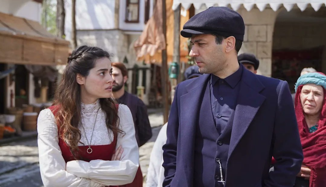 senin kadar özel biri hayattaki en iyisini hak ediyor
#Aziz  #MuratYıldırım 
#AzEf #SimayBarlas