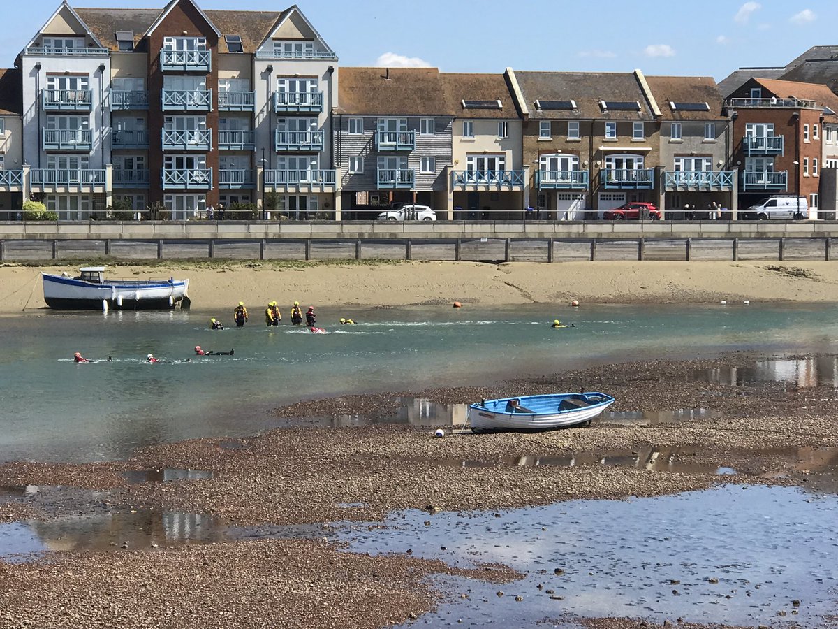 #BeWaterAware down at shoreham with our new Firefighters learning essential water safety skills.