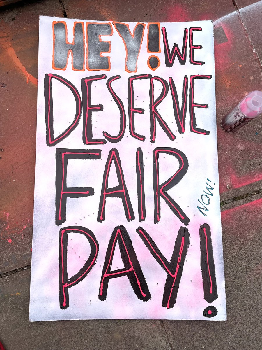 My <a href="/GKCollege/">Glasgow Kelvin College</a> lecturers are on strike again demanding fair pay (not even a real terms increase!) so I made them a sign. They are all talented, supportive, amazing humans. This is the least they deserve (the pay, they deserve way more than a sign!) #fairpay #strike <a href="/EISFela/">EISFela</a>