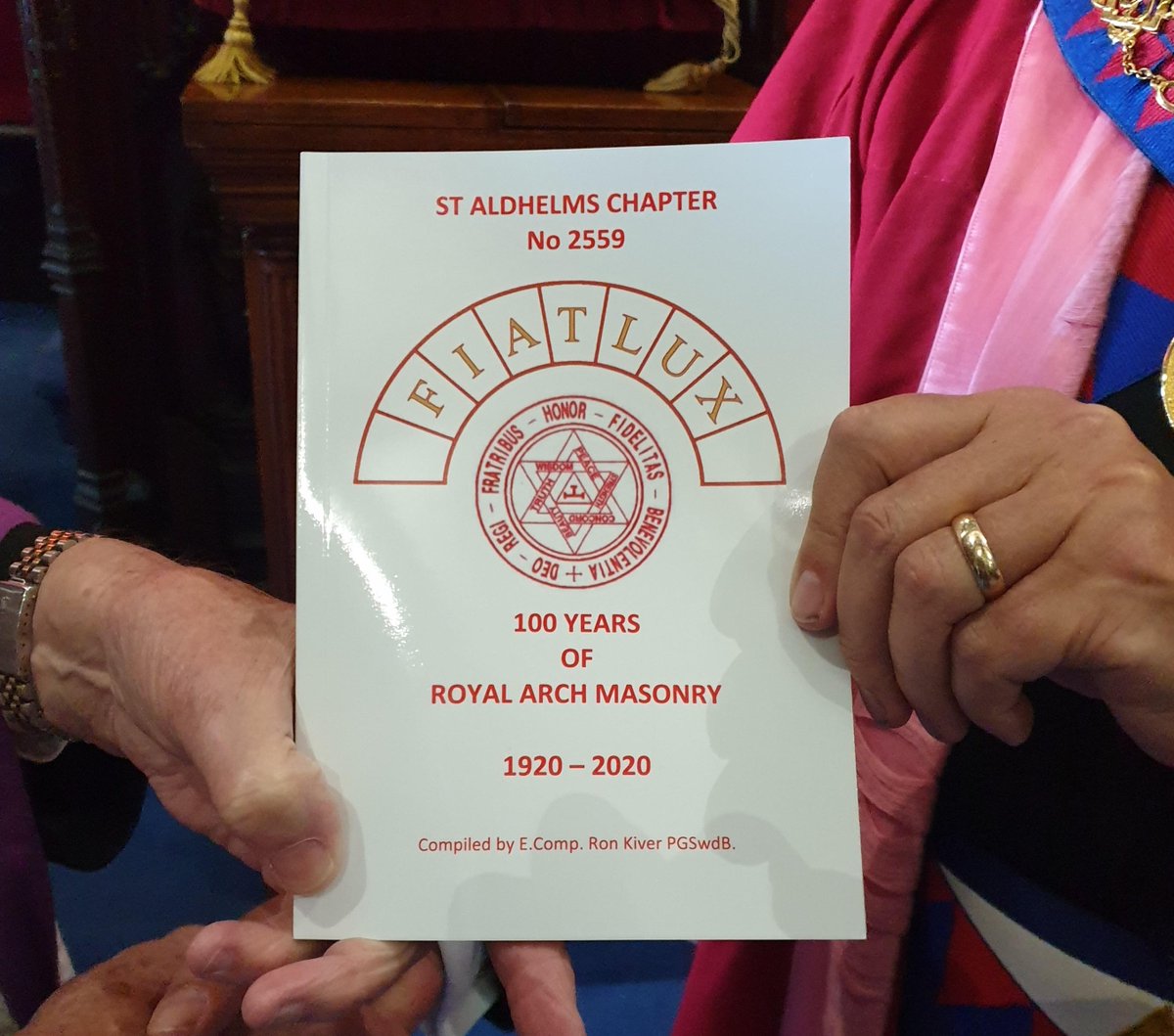 DorsetCompanion's tweet photo. Back to business. Companions of St. Aldhelm’s Chapter 2559 held their Centenary Celebration after a two-year delay caused though lockdown.  Full article ==> https://t.co/Xb1VaKs3cW

#Dorset #RoyalArchChapter https://t.co/LnmNZs0AyX