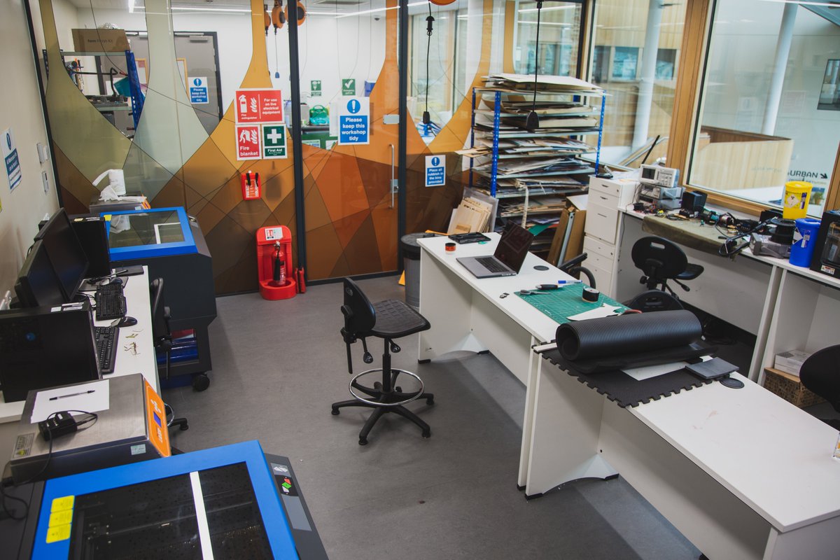 Enjoy making and creating with 3D printers, laser cutters, tooling &amp; fabrication equipment?

Our Maker Space needs you! We are looking for a Creative Technologist to manage our #MakerSpace &amp; support our design-led research.

Deadline: 19 May

Apply here 👉 jobs.ac.uk/job/CPC010/cre…