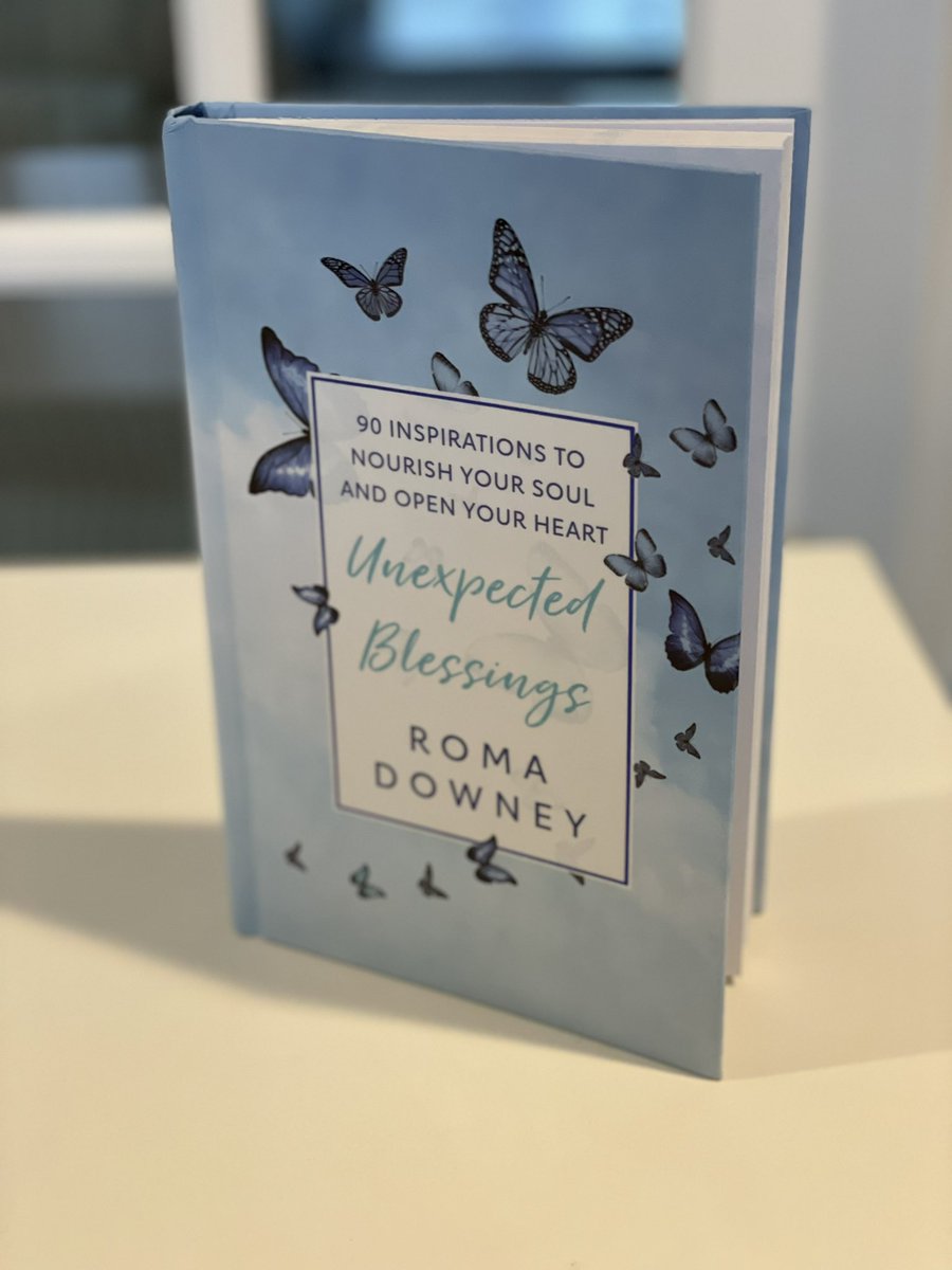 BrianBransfield's tweet photo. An inspiring Easter Season read: #unexpectedblessings by Roma Downey…
“Jesus’ resurrection broke the power of death. His resurrection gives us hope that all things are possible.”
@RealRomaDowney
#unexpectedblessings
#boxofbutterflies https://t.co/3eiMlNhMDS