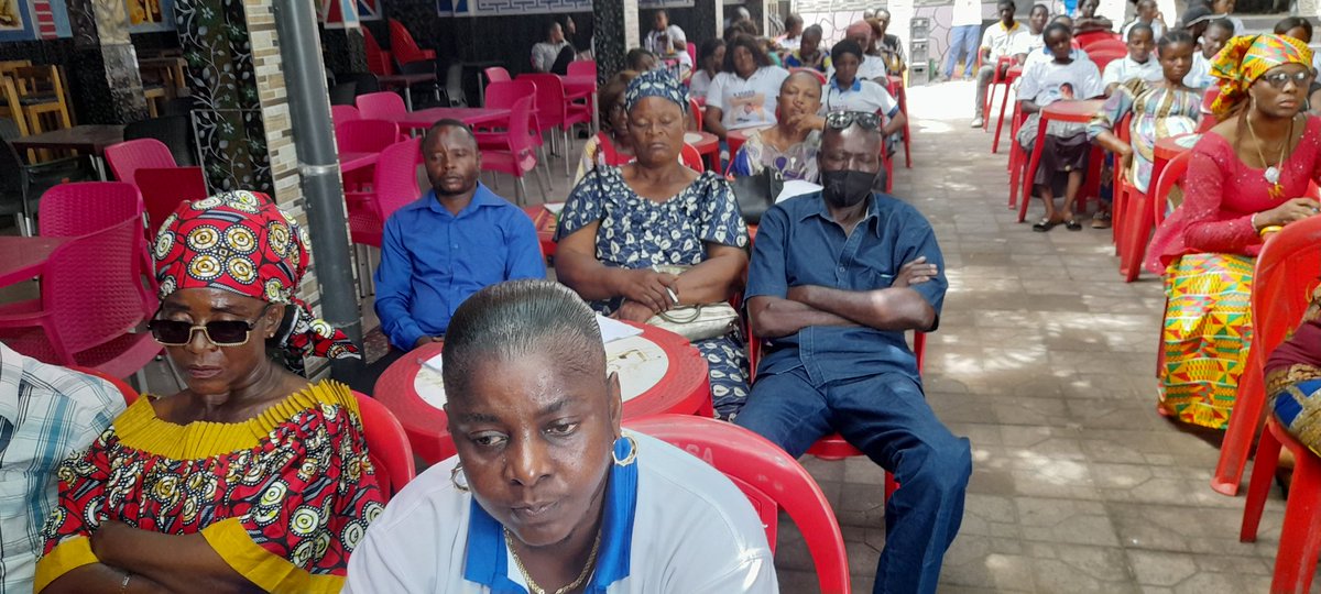 acofepe_rdc's tweet photo. 3e débat Radiophonik: La députée provinciale Marie Kyet Mutinga et @ChantalFaida @AstridTambwe,membres de la #S_C ont échangé mardi avec la population de Kinkole sur la promotion de l'autonomisation pour lutter contre la pauvreté,entreprenariat &amp;emploi 1sike l'inclusion sociale https://t.co/IQaWuYJGcN
