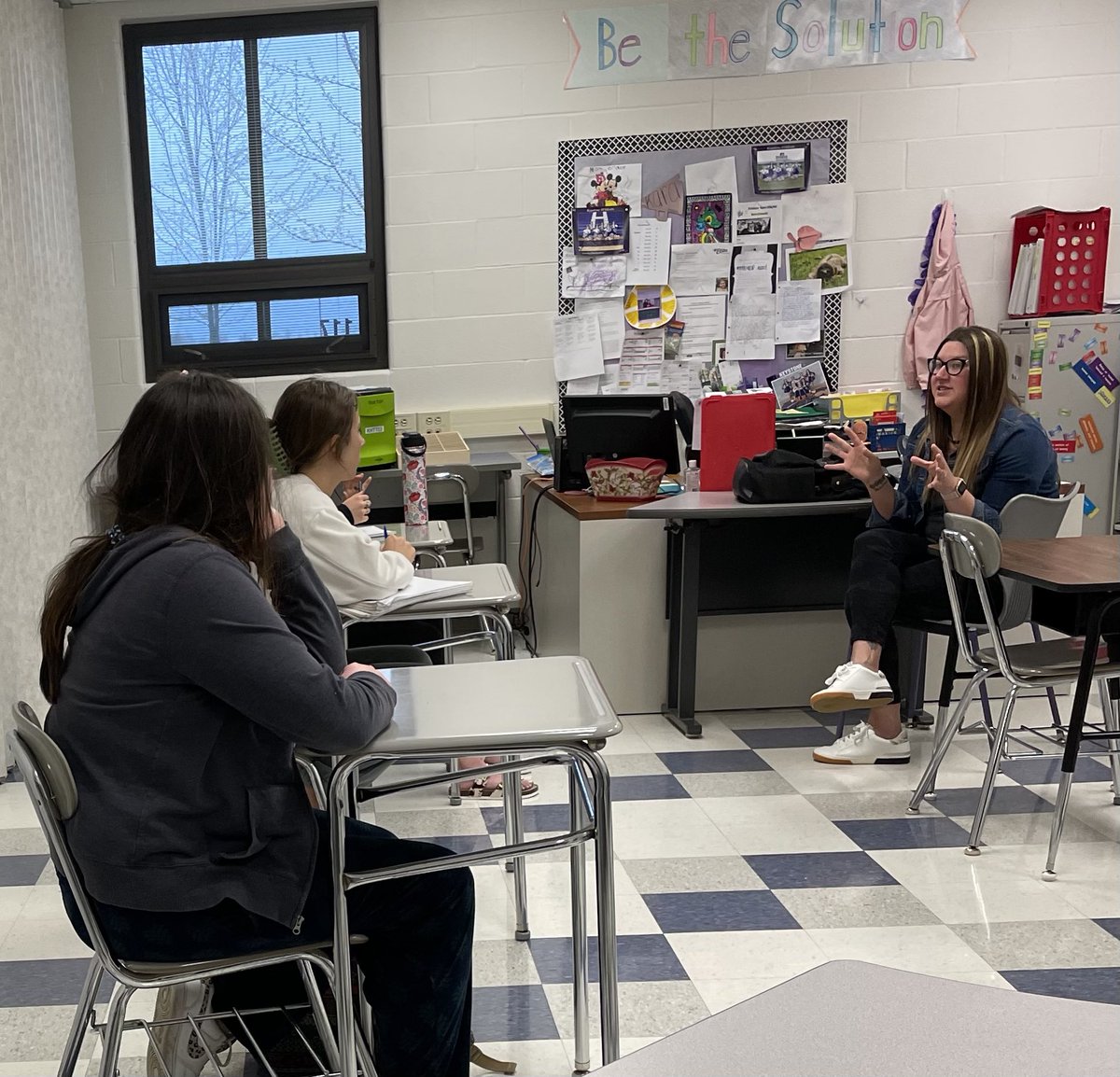 GriswoldKara's tweet image. Shoutout to Jessica from Bellwether Insurance for coming in and talking to seniors about auto insurance! #realworldmath #boom       @KFoxKeystone @MrKohler2 @mrs_meczka @TheMrGriz @MrsCampbellSPED