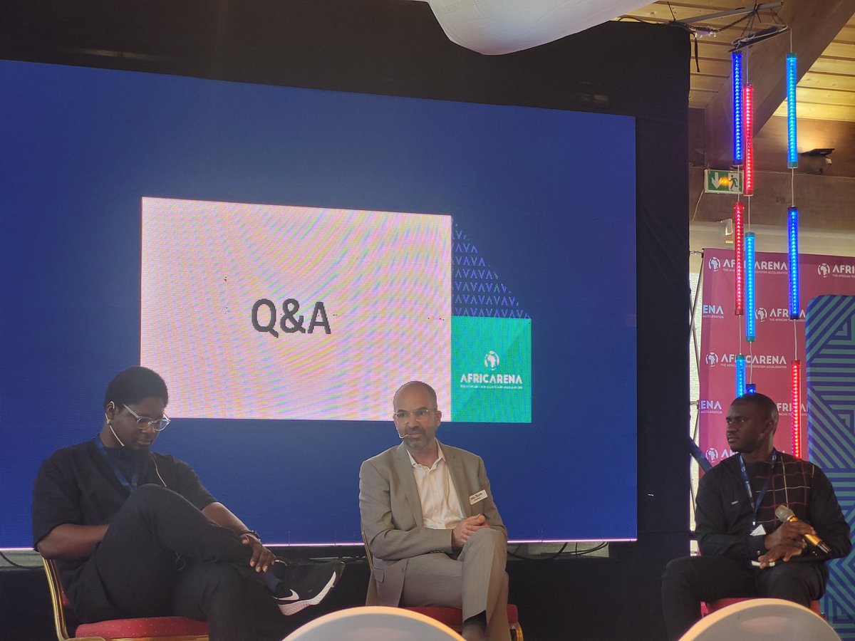 African startups &amp; VCs must implement strong due diligence and governance policy. Can't agree more with <a href="/ido_sum/">Ido Sum</a> at <a href="/AFRICARENA/">AfricArena</a> here in Dakar.