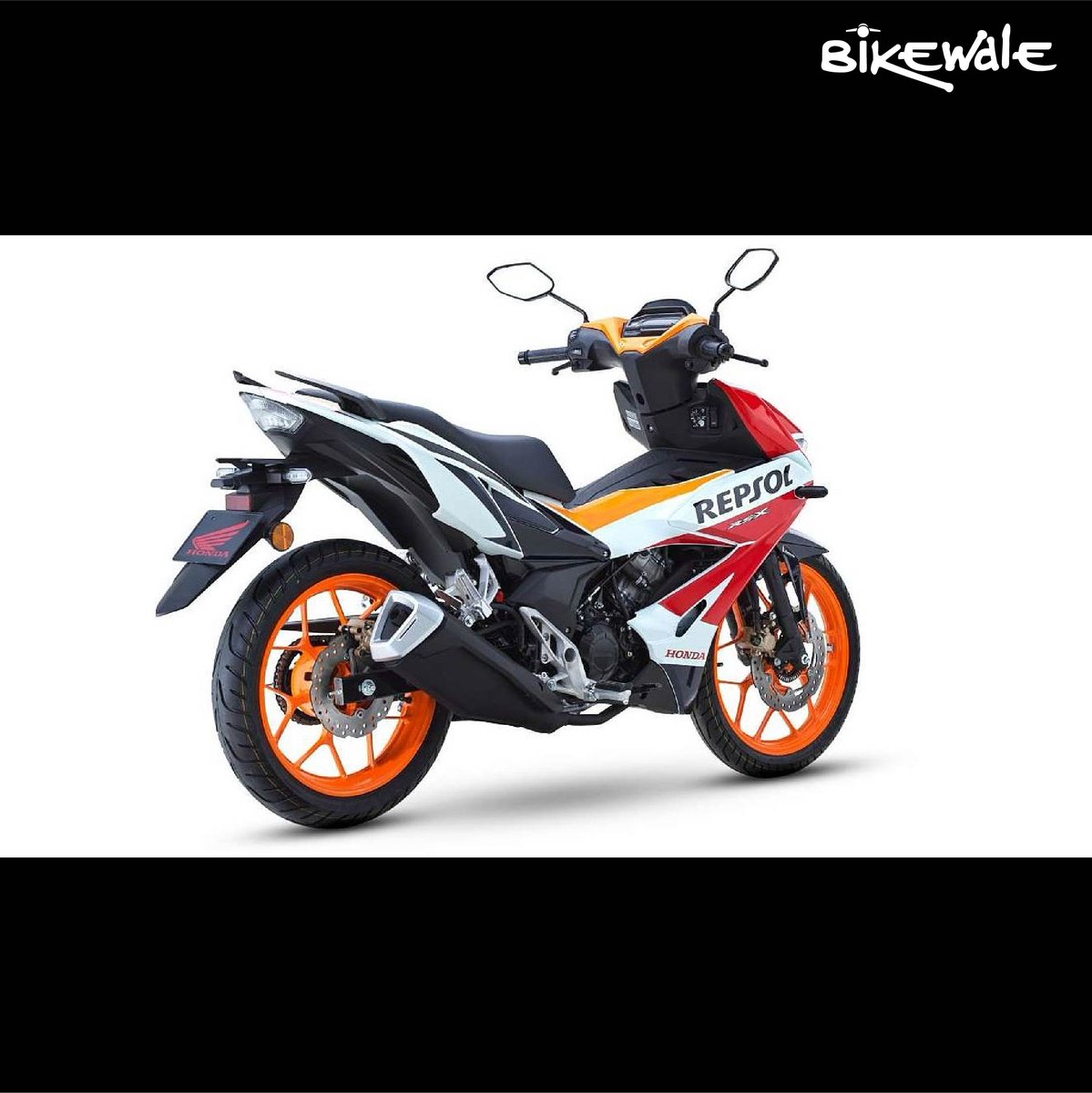 BikeWale's tweet photo. After launching the RS-X underbone model in Malaysia in November last year, Honda has now launched its new MotoGP-inspired Repsol Edition in the country.
Know more: https://t.co/goOMNk9RCX
#BWPhotos #Honda #rsx #HondaRsx #RepsolEdition https://t.co/MQGCHRzuQF
