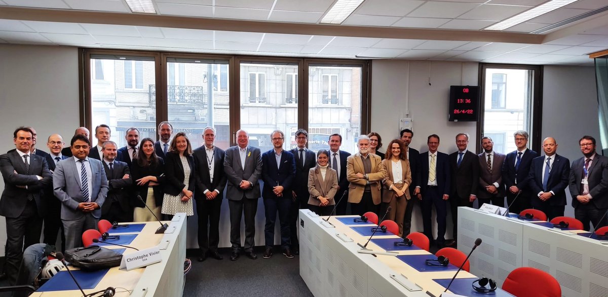 🆕 Important milestone reached in definition of an 🇪🇺 Drone Strategy 2.0.
 
The Drone Leaders’ Group today finalised its Report setting out a High-Level Vision for #drones &amp; recommendations on making the drone eco-system a reality by 2⃣0⃣3⃣0⃣!

#MobilityStrategy
